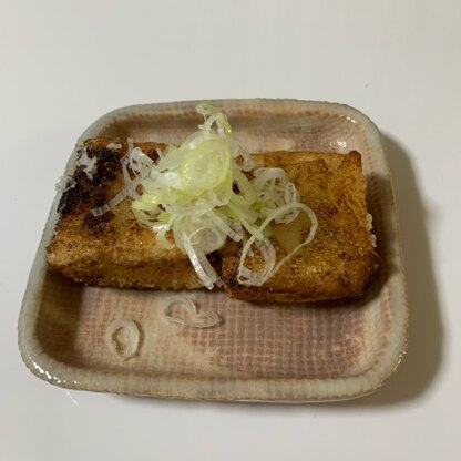 少し焦がしてしまいましたが、美味しく出来ました！！やはりネギと相性がいいですね。